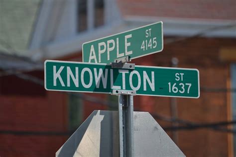 Apple street - Busca un Apple Store para comprar un iPhone, iPad, Mac, Apple Watch y más. Inscríbete en el programa Today at Apple. Obtén ayuda en el Genius Bar.